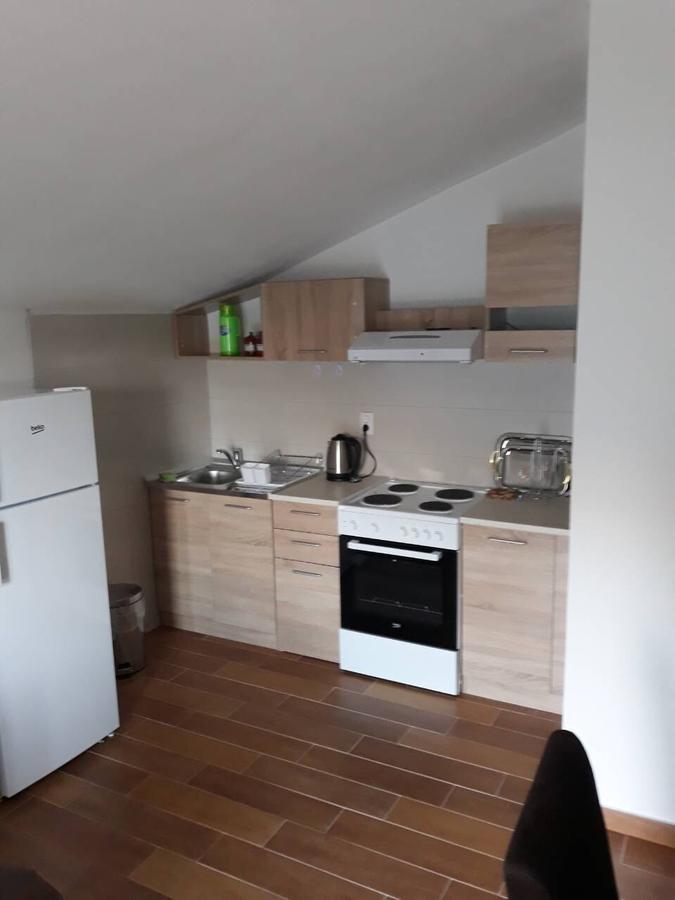 Apartmani Viza Рисан Экстерьер фото