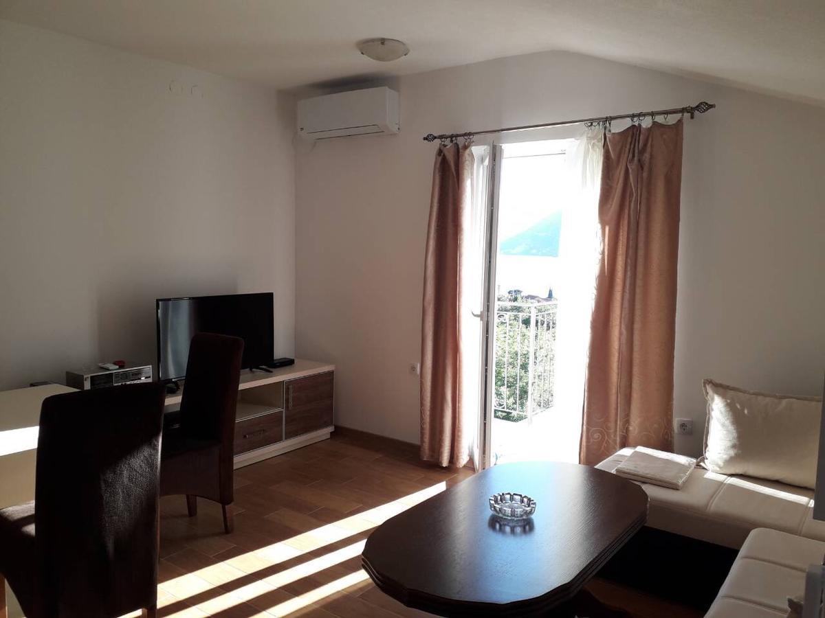 Apartmani Viza Рисан Экстерьер фото